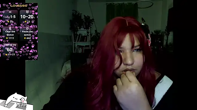 FullSizeQueen online show from 19, 10, 2025