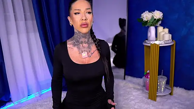 Snapshot of ScarletNoir chatting on 2, 4, 2026 ScarletNoir online show from 2, 4, 2026