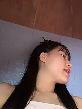 Leaf-Tgu online show from 5, 11, 2025