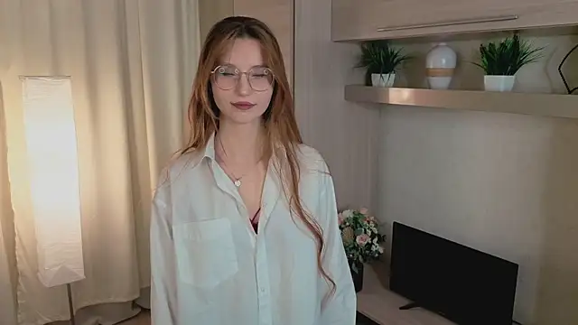 RachelColli online show from 18, 11, 2025