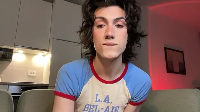 kira yoshika9e online show from 14, 3, 2026