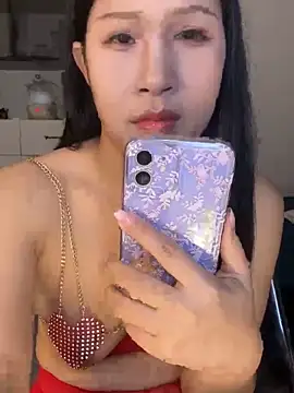 littlesluttycat online show from 11, 11, 2025