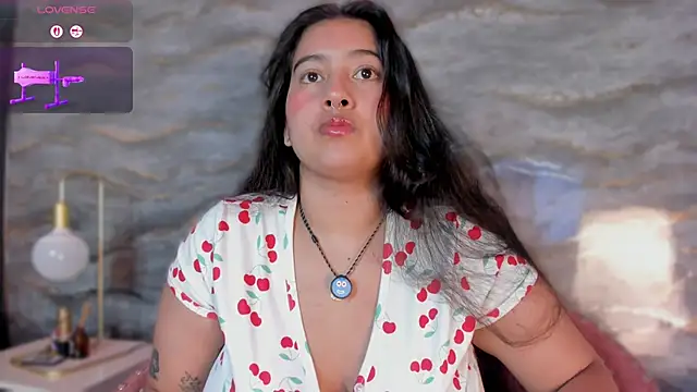 lilithst  online show from 24, 11, 2025