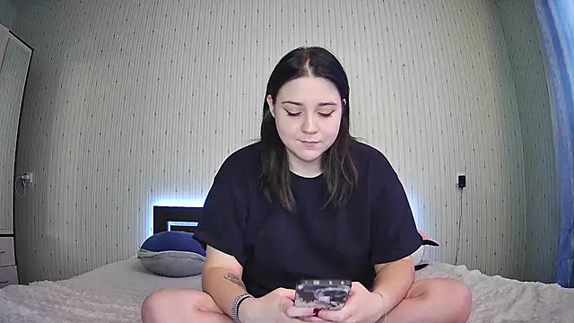 CoupleTwee online show from 22, 11, 2025