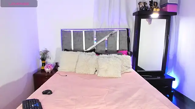 IvettePetit online show from 26, 2, 2026