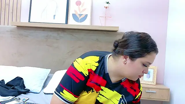 Tessa Stone online show from 8, 1, 2026