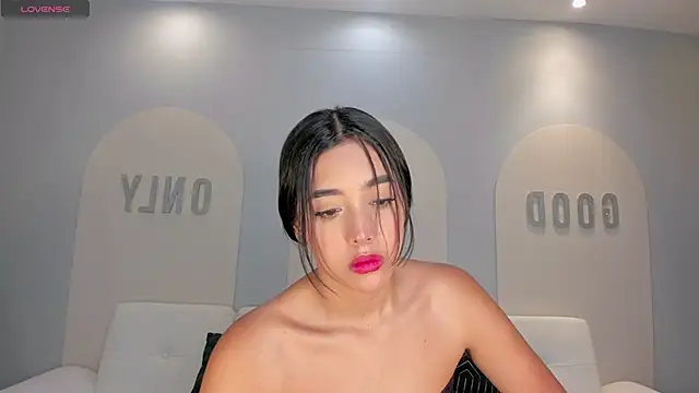 ScarlettBlaze  online show from 27, 3, 2026