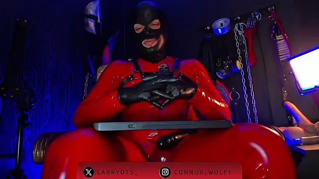 Snapshot of Master_Connor_BDSM chatting on 26, 6, 2026 Master Connor BDSM online show from 26, 6, 2026