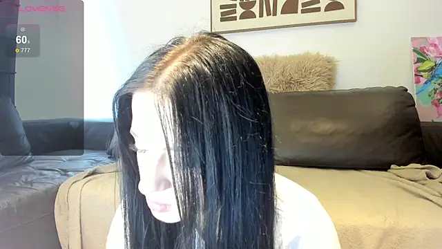 LexiSinnn online show from 4, 12, 2025