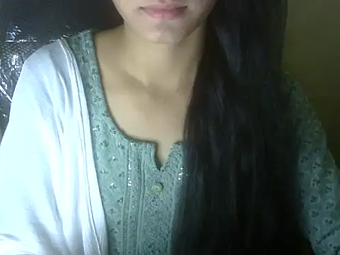 Snapshot of Shezi_N chatting on 31, 10, 2025 Shezi N online show from 31, 10, 2025