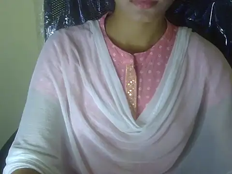 Snapshot of Shezi_N chatting on 1, 11, 2025 Shezi N online show from 1, 11, 2025