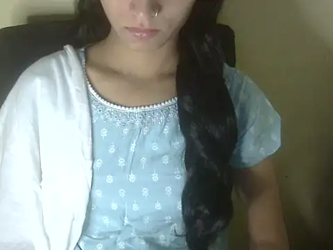 Snapshot of Shezi_N chatting on 17, 11, 2025 Shezi N online show from 17, 11, 2025