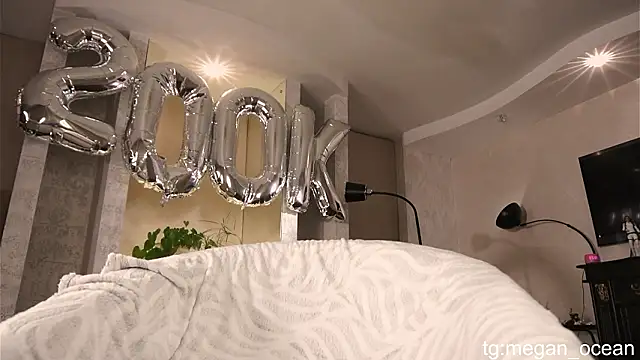 Megan galactica online show from 12, 2, 2026