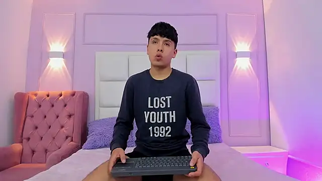 hoot booys  online show from 28, 2, 2026