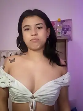 petite coral online show from 20, 2, 2026