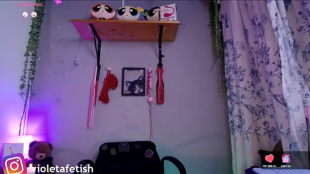 Snapshot of Violetafetish-dirty chatting on 25, 9, 2025 Violetafetish-dirty online show from 25, 9, 2025