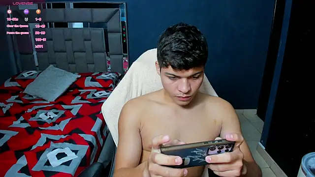 Snapshot of baby_david_03 chatting on 3, 2, 2026 baby david 03 online show from 3, 2, 2026