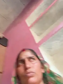 Snapshot of Pooja_shre chatting on 17, 5, 2026 Pooja shre online show from 17, 5, 2026