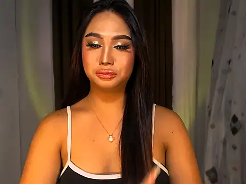 Snapshot of BigBrownCock_Candice chatting on 4, 11, 2025 BigBrownCock Candice online show from 4, 11, 2025