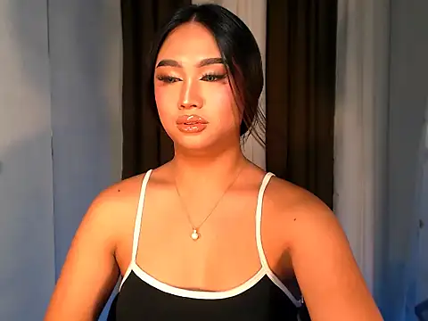 Snapshot of BigBrownCock_Candice chatting on 3, 12, 2025 BigBrownCock Candice online show from 3, 12, 2025