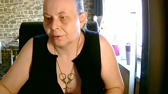 Diamond Bite online show from 18, 10, 2025