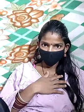 Itz Aisha   online show from 7, 7, 2026