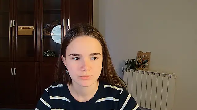 May Bloom online show from 22, 10, 2025