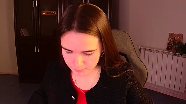 May Bloom online show from 5, 11, 2025