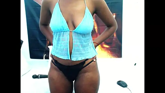 Snapshot of AfricanBarbiee69 chatting on 10, 5, 2026 AfricanBarbiee69 online show from 10, 5, 2026