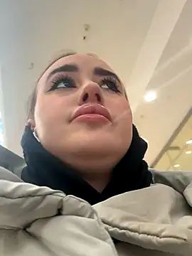 KiraSunshine online show from 11, 11, 2025