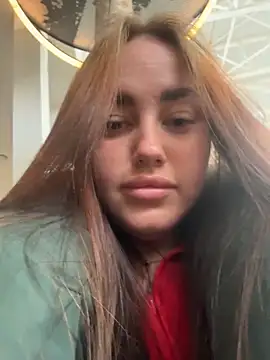 KiraSunshine online show from 11, 4, 2026