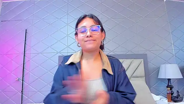 ViolettRouse online show from 24, 2, 2026