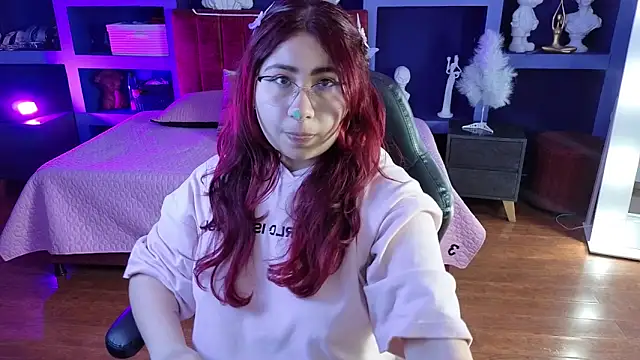 littlee red online show from 18, 12, 2025