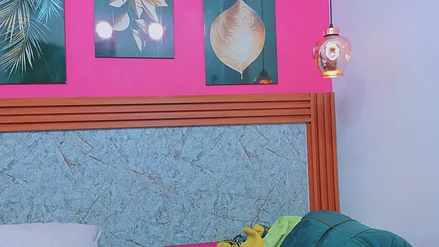 matureahomegirl online show from 2, 4, 2026