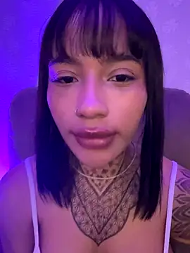 Snapshot of akiira_lee chatting on 8, 1, 2026 akiira lee online show from 8, 1, 2026