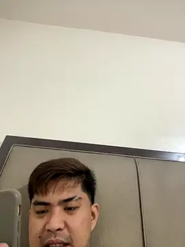 Snapshot of selfsuckertrans4u chatting on 18, 10, 2025 selfsuckertrans4u online show from 18, 10, 2025