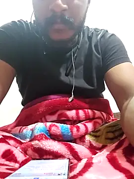 Snapshot of rahulsexyb chatting on 11, 11, 2025 rahulsexyb online show from 11, 11, 2025