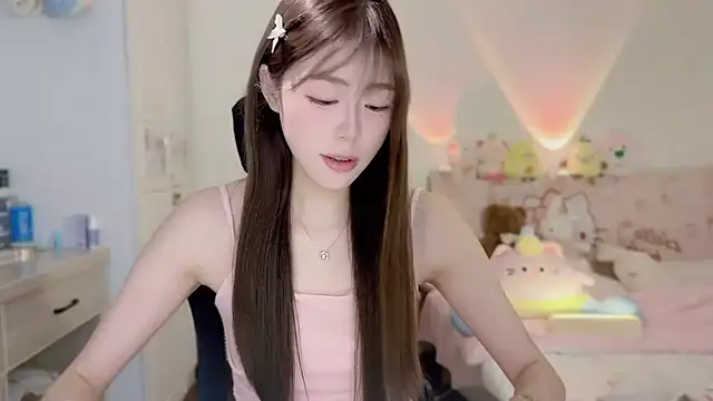 Onecutelittle online show from 6, 11, 2025