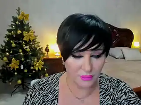 KiraTempt online show from 21, 12, 2025