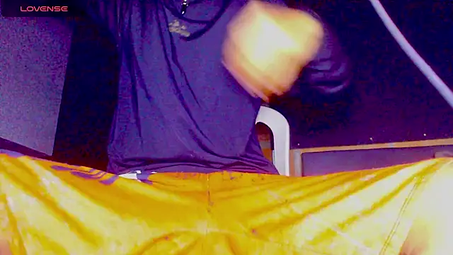 Snapshot of Anaconda_larga chatting on 2, 2, 2026 Anaconda larga online show from 2, 2, 2026