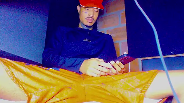 Snapshot of Anaconda_larga chatting on 4, 2, 2026 Anaconda larga online show from 4, 2, 2026