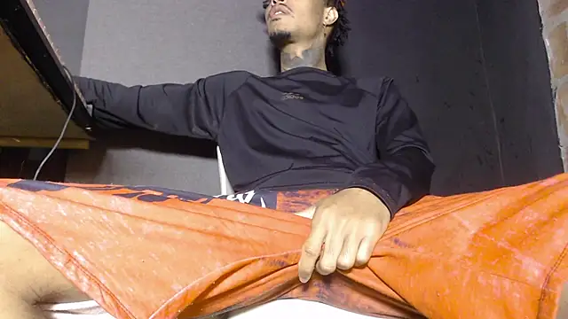 Snapshot of Anaconda_larga chatting on 23, 2, 2026 Anaconda larga online show from 23, 2, 2026