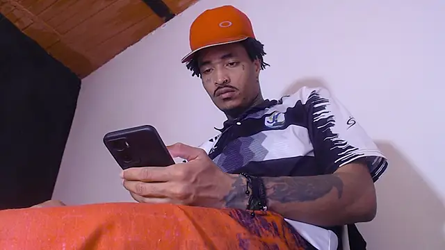 Anaconda larga online show from 1, 4, 2026