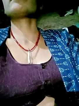 Hot cauple indian online show from 23, 11, 2025