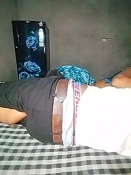 Hot cauple indian online show from 11, 7, 2026
