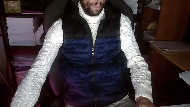 Snapshot of topg84 chatting on 24, 10, 2025 topg84 online show from 24, 10, 2025