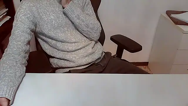 Snapshot of topg84 chatting on 1, 12, 2025 topg84 online show from 1, 12, 2025