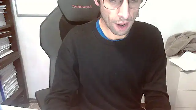 Snapshot of topg84 chatting on 16, 12, 2025 topg84 online show from 16, 12, 2025