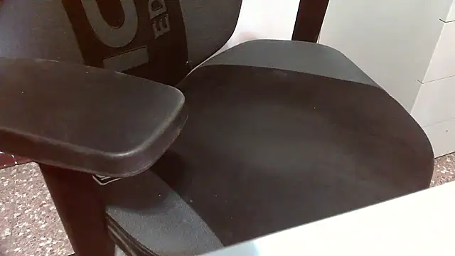 Snapshot of topg84 chatting on 1, 3, 2026 topg84 online show from 1, 3, 2026