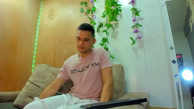 Jax Thunder online show from 4, 2, 2026